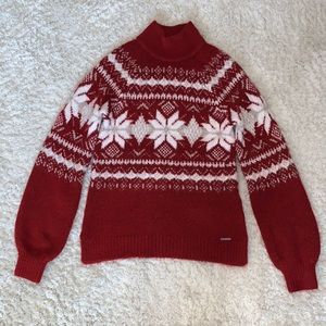 Women’s Abercrombie and Fitch turtle neck sweater